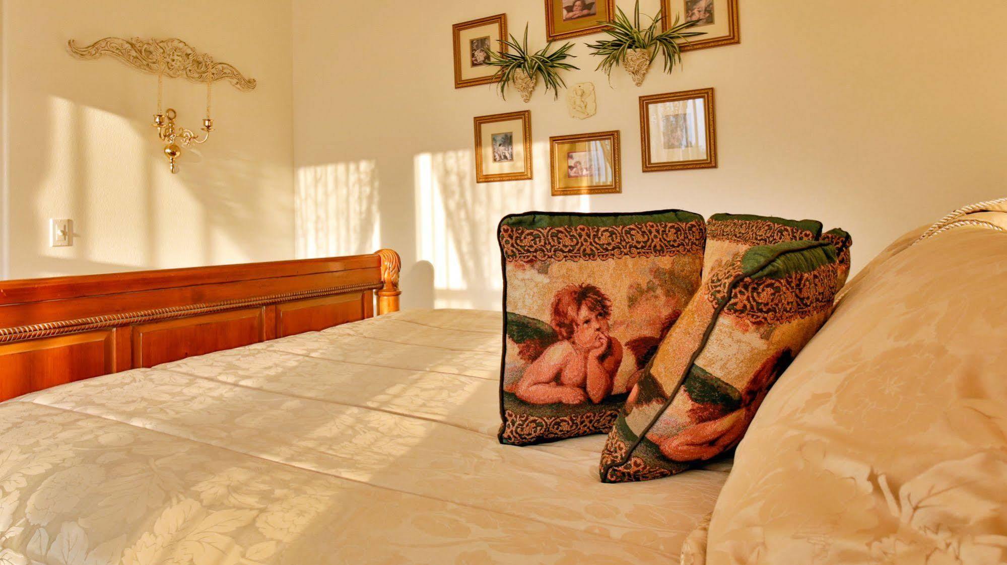 Dreamkatchers Lake Powell Bed & Breakfast Big Water Exteriér fotografie