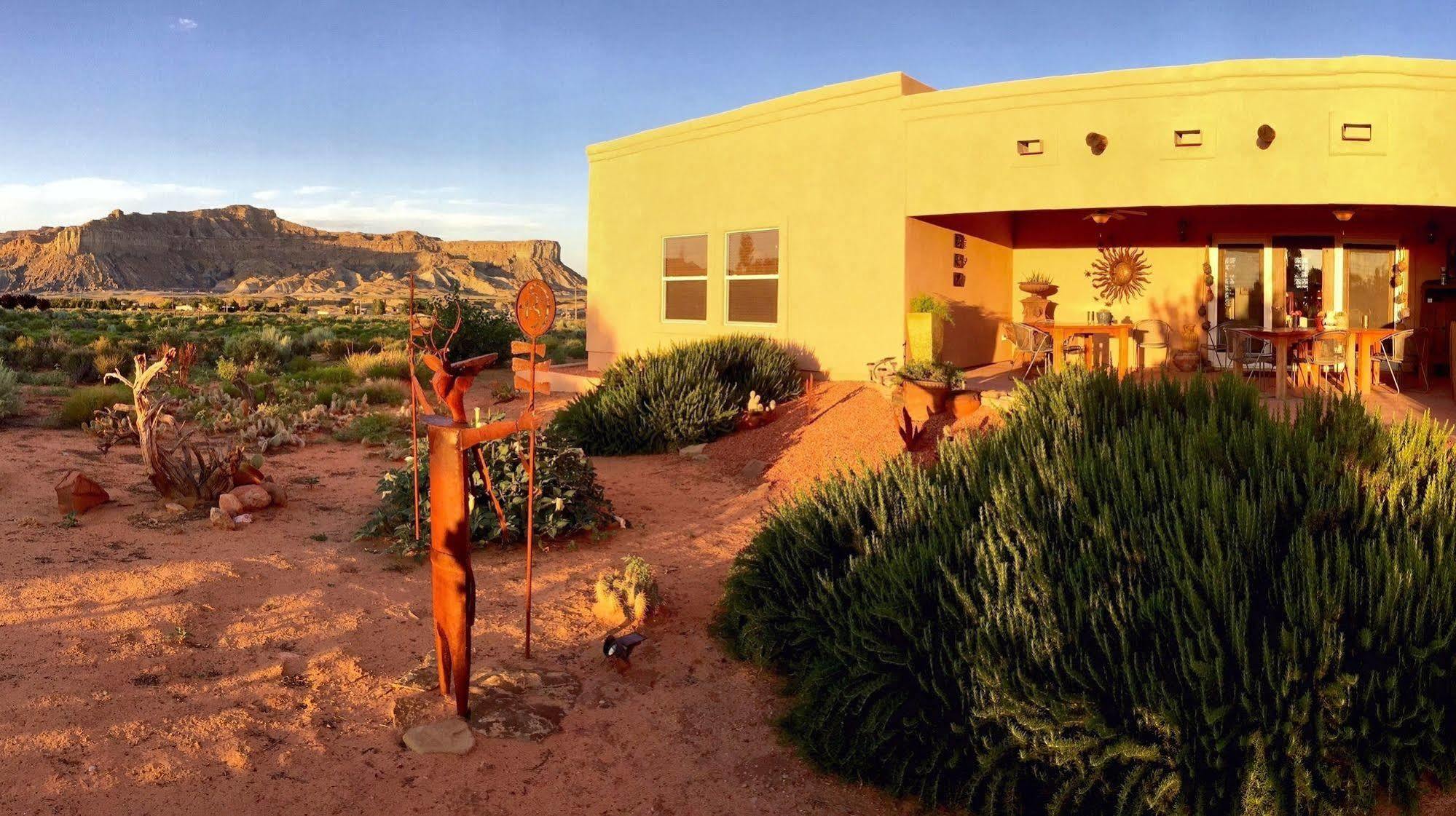 Dreamkatchers Lake Powell Bed & Breakfast Big Water Exteriér fotografie